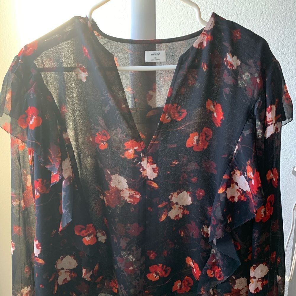 Aritzia Wilfred blouse XS - Picture 2 of 9